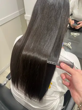 ミディアム 【ただの天才 🎨】のヘアスタイル