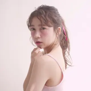 セミロング ロング カラー パーマ ヘアアレンジ 櫻井 愛弓のヘアスタイル