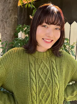 ミディアム カラー eri kinjoのヘアスタイル