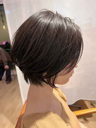 ショート 山内 利紗のヘアスタイル