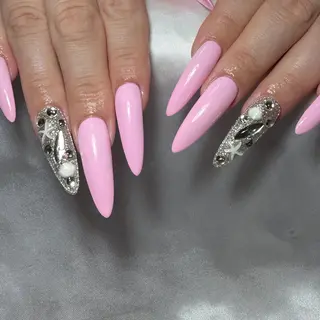 ネイル nailroom sb𓈒𓂂𓏸のネイルデザイン