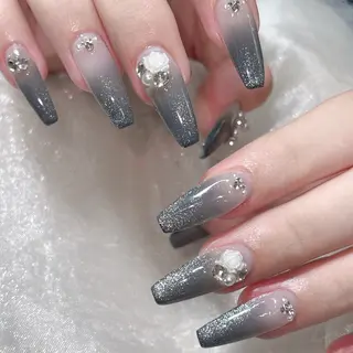 ネイル Queens ひなのネイルデザイン