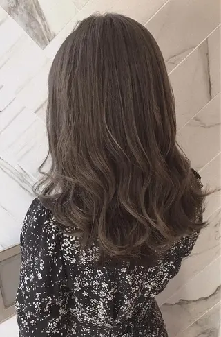 セミロング カラー 上條 航平のヘアスタイル