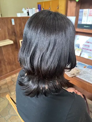 ミディアム 新田 甲のヘアスタイル
