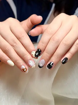 ネイル MOKUNail Oiii🎀のネイルデザイン