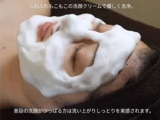 メンズ マツエク・マツパ アイブロウ ニキビ・肌質改善専門 ♡人生が変わるサロンのエステ・リラクイメージ
