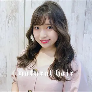 セミロング 新宿/韓国レイヤー/ 顔まわり透明感カラーのヘアスタイル