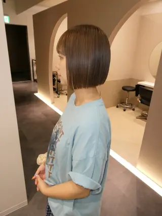 ショート カラー 佐野 えり奈のヘアスタイル