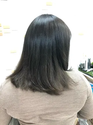 ミディアム 海外デザイン好きな方 滝沢錬平のヘアスタイル