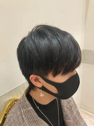 ショート メンズ 佐藤 睦月のヘアスタイル