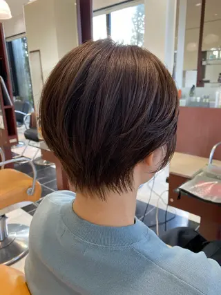 ショート カラー 赤間 飛鳥のヘアスタイル