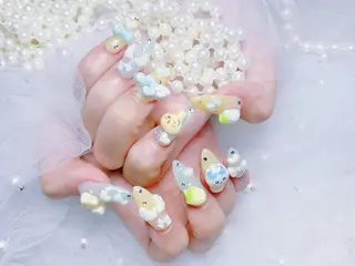 ネイル 🎀Seina 🧚🏻♀️のネイルデザイン