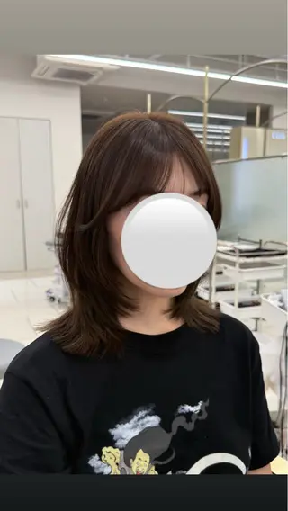 ミディアム 無料募集/ミディアム レイヤー日向のヘアスタイル