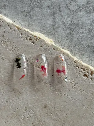 ネイル FIORITURA Maikoのネイルデザイン