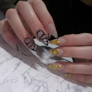 ネイル Queen‘s なんのネイルデザイン
