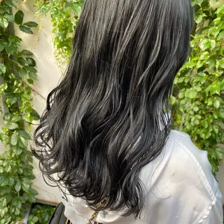 セミロング カラー 清村 和音のヘアスタイル