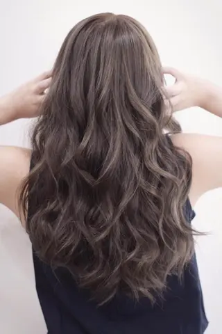 ロング カラー パーマ ヘアアレンジ チビ編み込みエクステ シールEXどぅ〜すのヘアスタイル