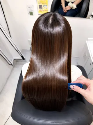 セミロング Emuest心斎橋 SAKIのヘアスタイル