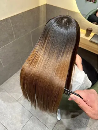 ロング カラー パーマ 色落ちまで盛れる 💟まなみのヘアスタイル