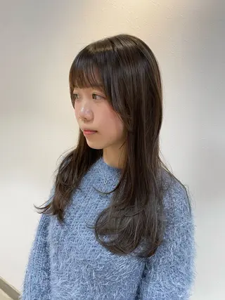 ロング 【novem】 serenのヘアスタイル