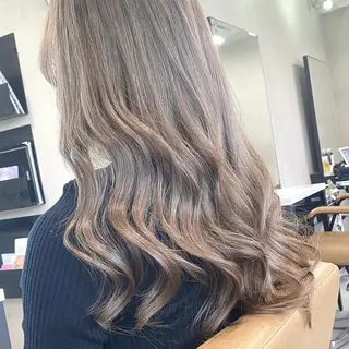 ミディアム カラー 脱!黒髪 ダブルカラー【上野】のヘアスタイル