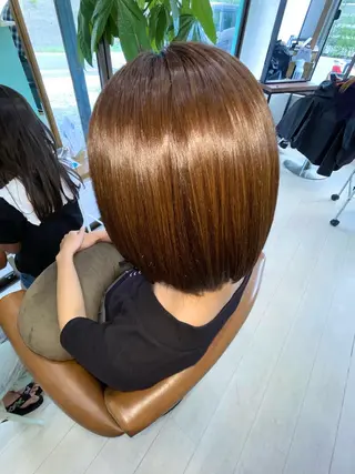 ミディアム 吉井 緋音のヘアスタイル