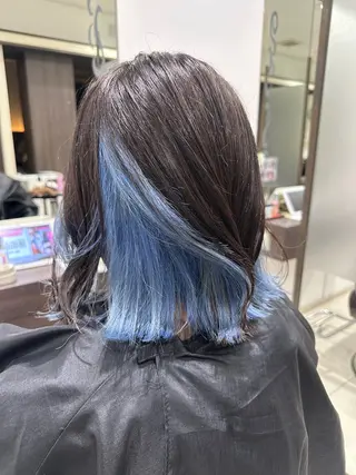 カラー 木曜日空きあり‼️ 艶々カラー🩷のヘアスタイル