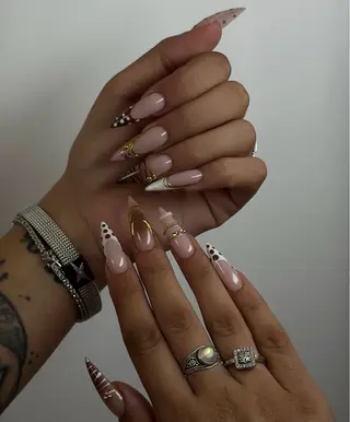 ネイル Noél_ Noaのネイルデザイン