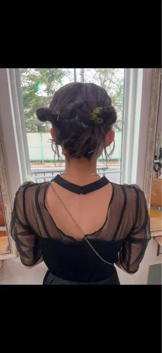ミディアム ヘアアレンジ キノシタ マユのヘアスタイル