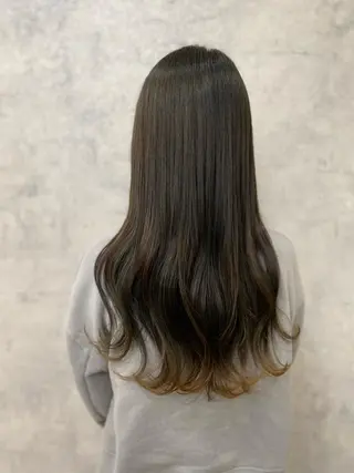 ロング カラー yuite 新河岸のヘアスタイル