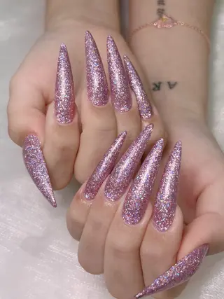 ネイル lucky nail 歌舞伎町のネイルデザイン