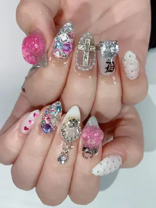 ネイル ･:*+.✳︎˚✧₊ MAKI NAILのネイルデザイン