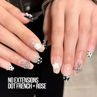ネイル 𝑵𝑬𝑬𝑵𝑨 ⋆౨ৎ˚⟡˖ ࣪のネイルデザイン
