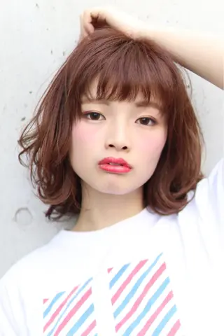 ミディアム 美容歴20年 岩田芳郎のヘアスタイル