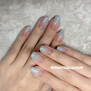 ネイル Nail •Head スパFortunaのネイルデザイン