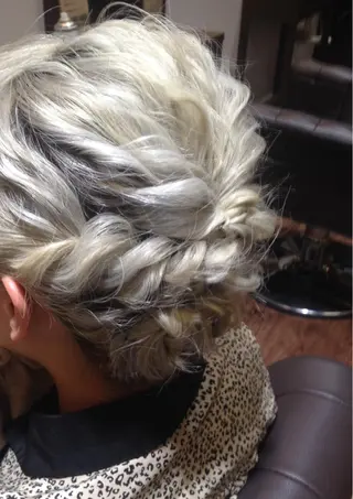 カラー ヘアアレンジ 柔らか垢抜けｶﾗｰと ｶｯﾄ🫧ASUKAのヘアスタイル