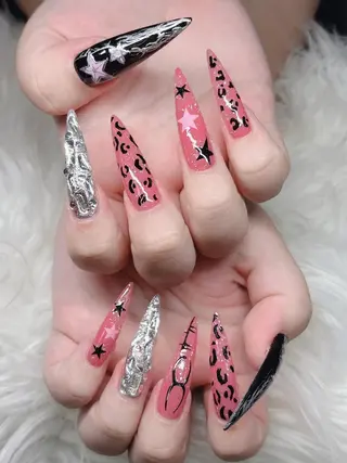 ネイル Lee Nailsのネイルデザイン