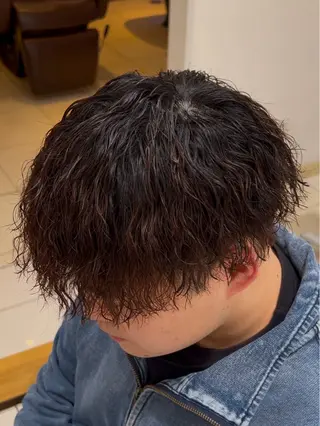 ショート パーマ メンズ メンズ特化/勝田駅/ 佐和駅/鈴木輝瑠/のヘアスタイル