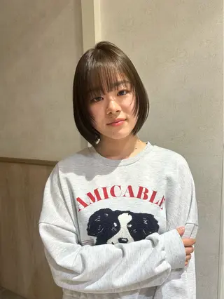 ショート Sora/レイヤー/ ブリーチなしWカラーのヘアスタイル