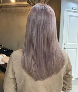 セミロング カラー ヘアアレンジ ブリーチダブルカラー 元町三宮/三ノ宮のヘアスタイル
