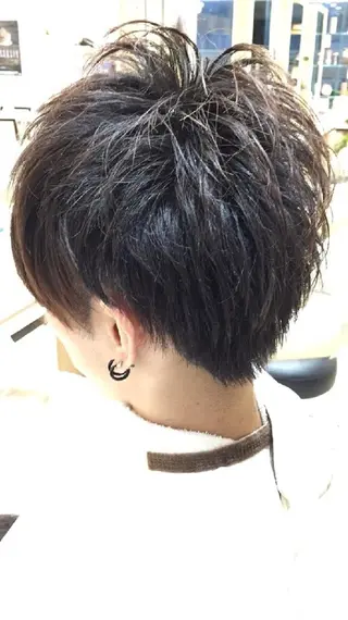 ショート メンズ パーマ 山内 佐江子のヘアスタイル