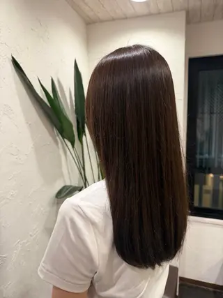ロング 張替 凜のヘアスタイル