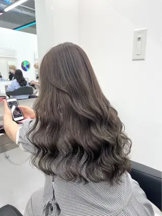 ロング カラー 🤍透明感推しカラー 🤍yui‪💞✨のヘアスタイル