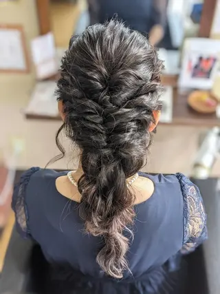 ヘアアレンジ パピヨンロゼ 酸性/髪質改善のヘアスタイル