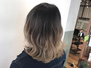 ミディアム カラー mayo 🐄🌈のヘアスタイル