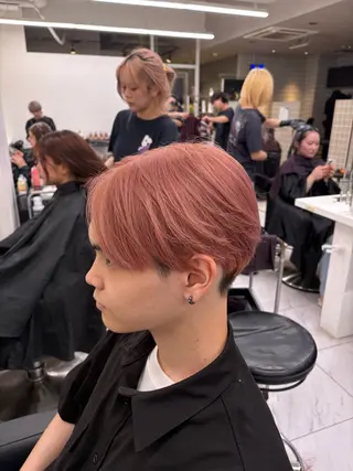 カラー ダブルカラー/🐻 ベージュ‎/ピンクのヘアスタイル