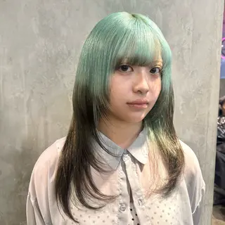 セミロング カラー ☪ ハイトーン信者 ☪️yumeka🪩のヘアスタイル