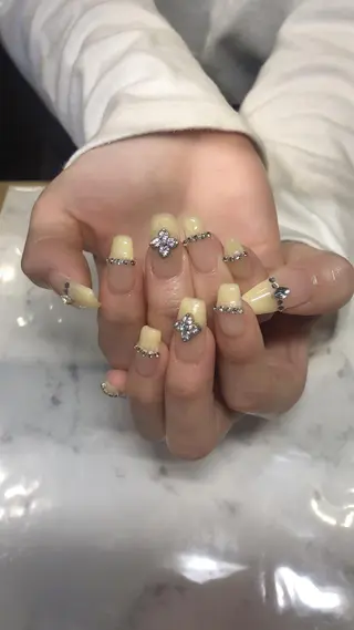 ネイル ✨アン ミユ✨のネイルデザイン