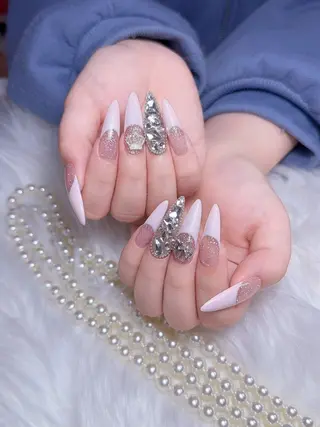 ネイル W·mai nail 関内のネイルデザイン