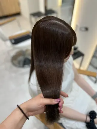 セミロング カラー Zina aimiのヘアスタイル